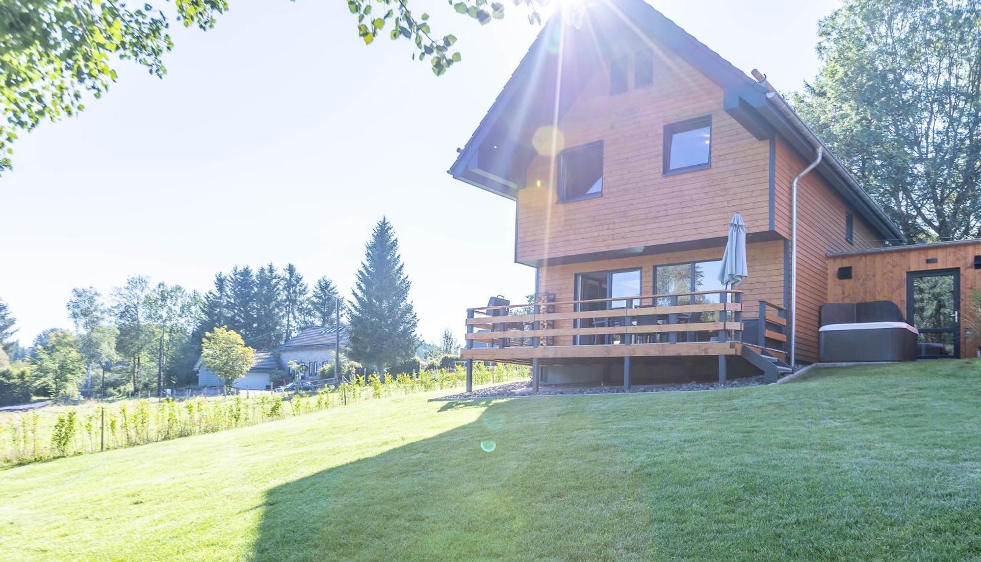 Urlaub Am Schwarzbach Mit Sauna Und Whilpool Butgenbach Bagian luar foto