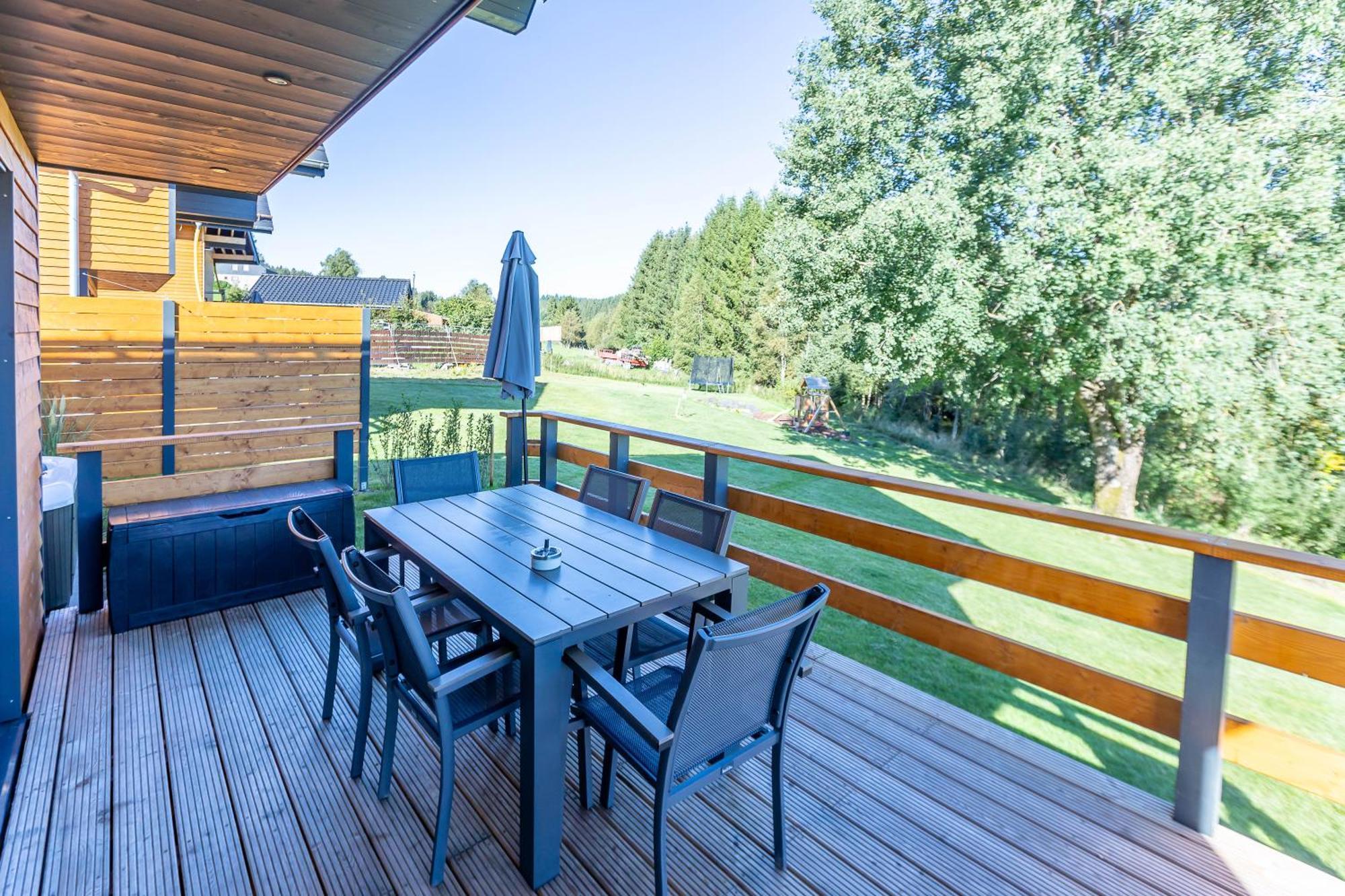 Urlaub Am Schwarzbach Mit Sauna Und Whilpool Butgenbach Bagian luar foto
